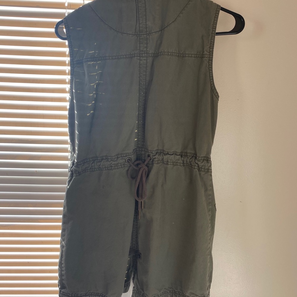 Jacket - Picture 4 of 4
